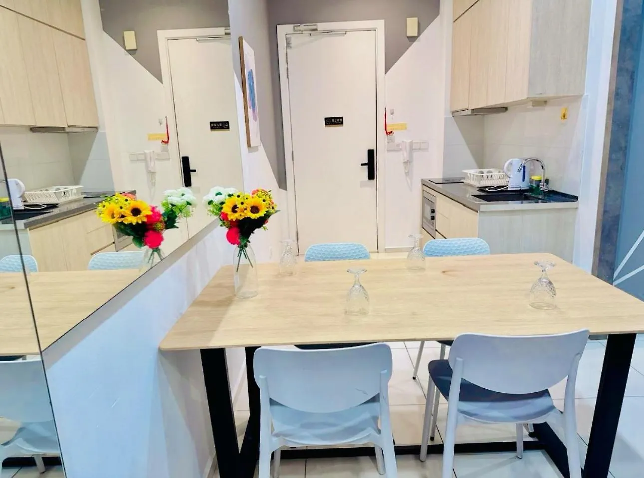 The Robertson Residence Kuala Lumpur Apartment